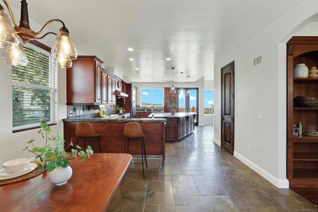 15223 Skyridge, Poway, CA 92064