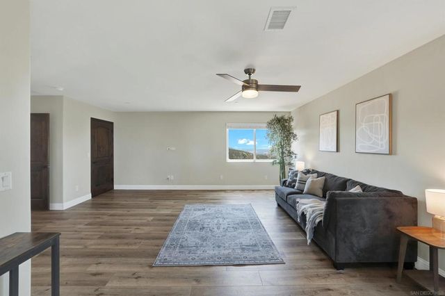 15223 Skyridge, Poway, CA 92064