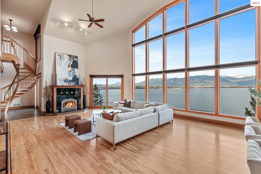 3361 Bottle Bay Rd, Sagle, ID 83860 photo 2