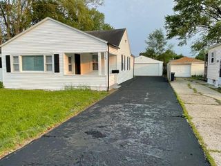 313 Grand Boulevard, Loves Park, IL 61111