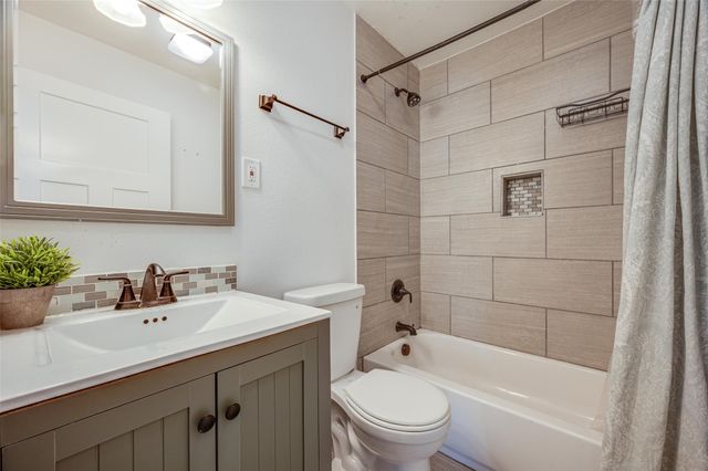 2524 Watauga Road, Fort Worth, TX 76111