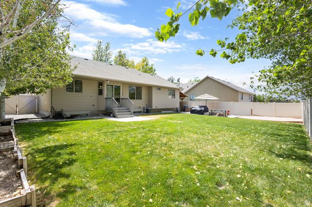 2117 E PARTRIDGE LN, Eagle Mountain, UT 84005