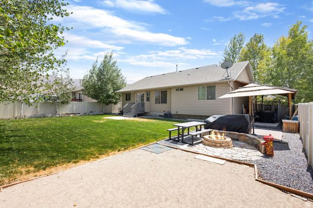 2117 E PARTRIDGE LN, Eagle Mountain, UT 84005