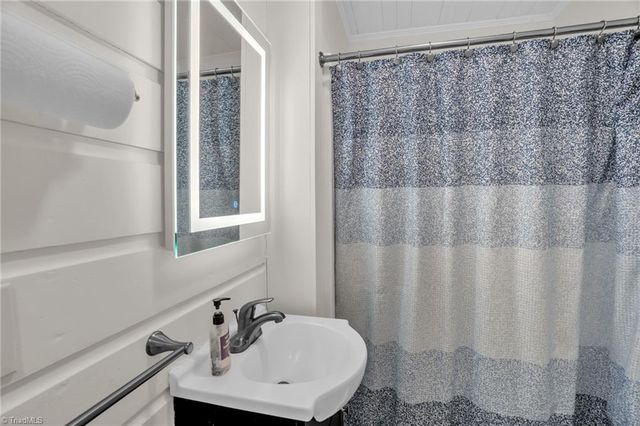 1519 Victory Street, Greensboro, NC 27407