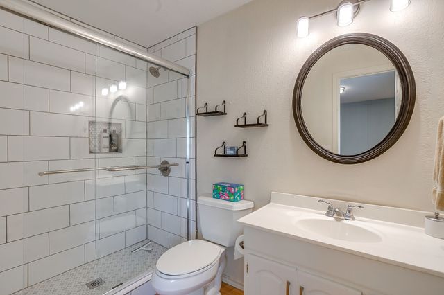 292 Pam Drive, Chico, TX 76431