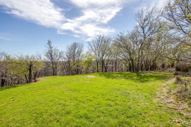 292 Pam Drive, Chico, TX 76431