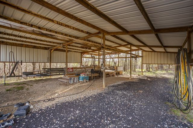 292 Pam Drive, Chico, TX 76431