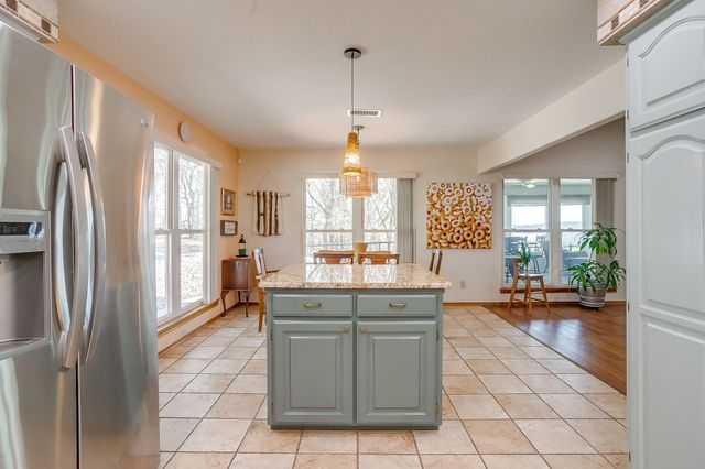 292 Pam Drive, Chico, TX 76431