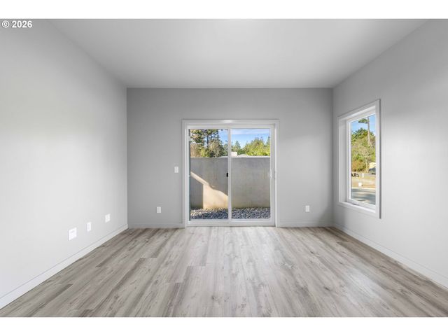 1118 Talus Way, Port Orford, OR 97465