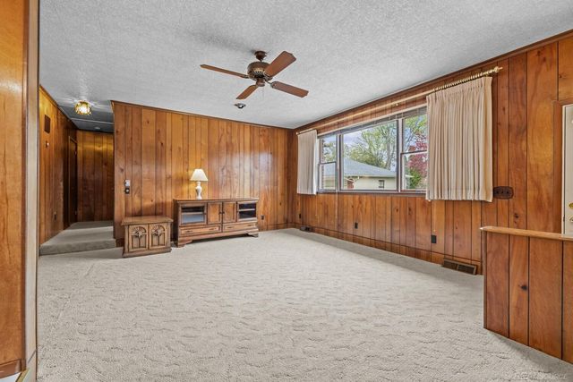 26312 Princeton Street, St Clair Shores, MI 48080