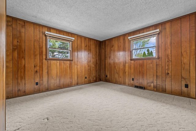 26312 Princeton Street, St Clair Shores, MI 48080