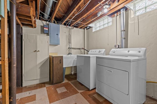 26312 Princeton Street, St Clair Shores, MI 48080