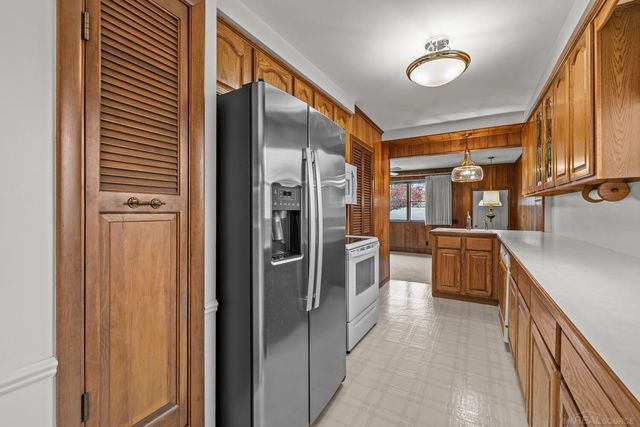 26312 Princeton Street, St Clair Shores, MI 48080