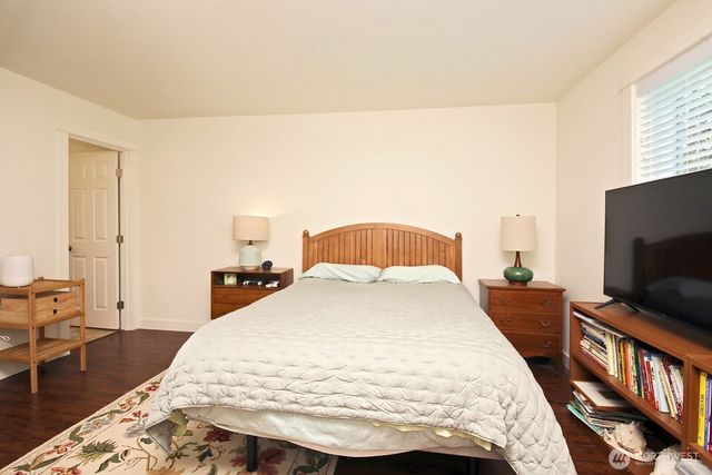 6545 Cultus Bay Road, Clinton, WA 98236
