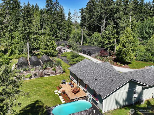 6545 Cultus Bay Road, Clinton, WA 98236
