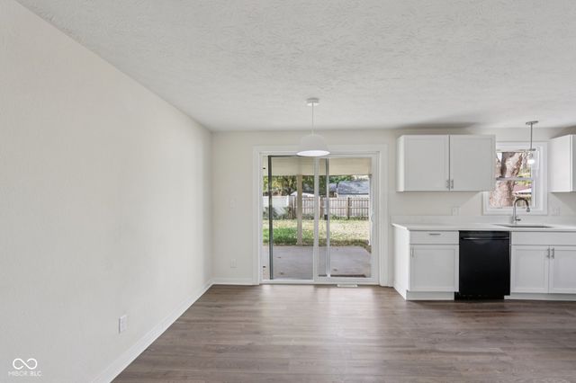 4127 Greenfield Drive, Anderson, IN 46013