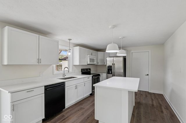 4127 Greenfield Drive, Anderson, IN 46013