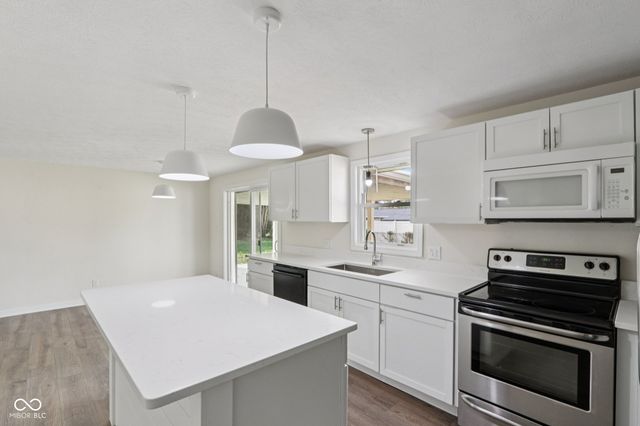 4127 Greenfield Drive, Anderson, IN 46013