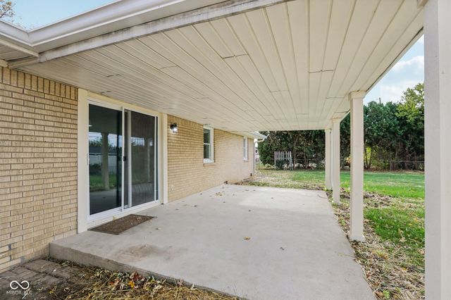 4127 Greenfield Drive, Anderson, IN 46013