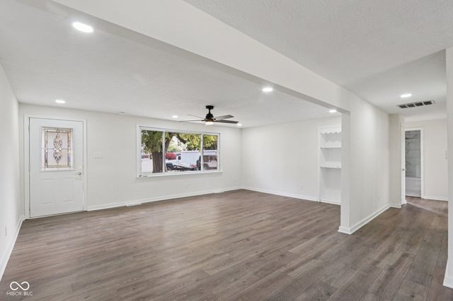 4127 Greenfield Drive, Anderson, IN 46013