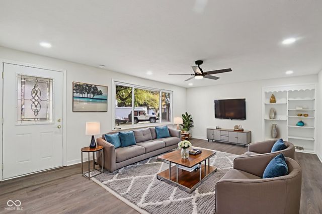 4127 Greenfield Drive, Anderson, IN 46013