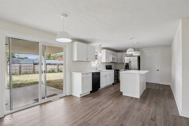 4127 Greenfield Drive, Anderson, IN 46013