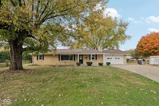 4127 Greenfield Drive, Anderson, IN 46013