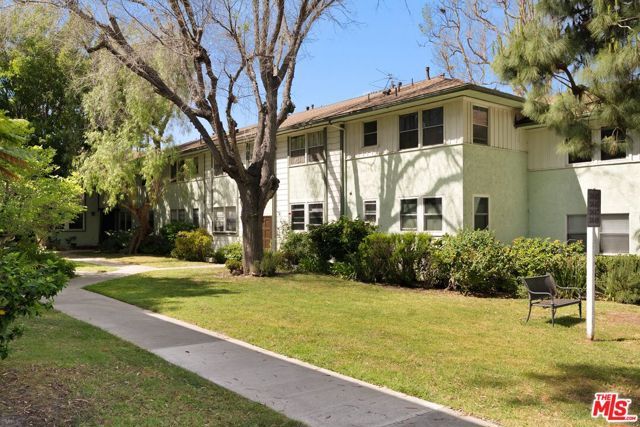 3641 Kalsman Drive 4, Los Angeles, CA 90016
