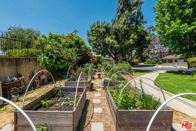 3641 Kalsman Drive 4, Los Angeles, CA 90016