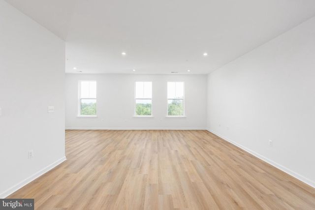 20876 MURRY FALLS TER, Ashburn, VA 20147