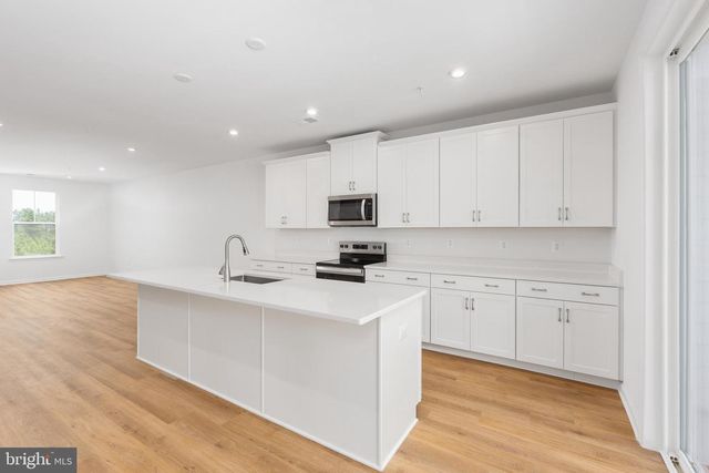 20876 MURRY FALLS TER, Ashburn, VA 20147