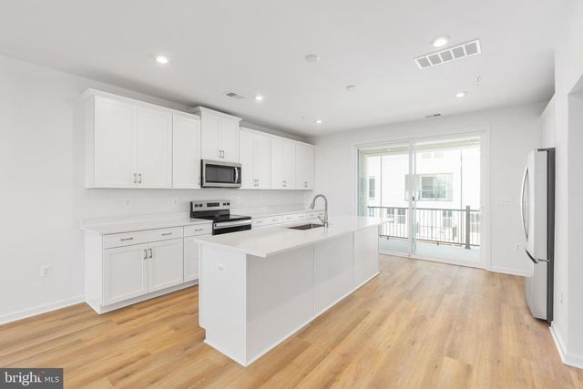 20876 MURRY FALLS TER, Ashburn, VA 20147