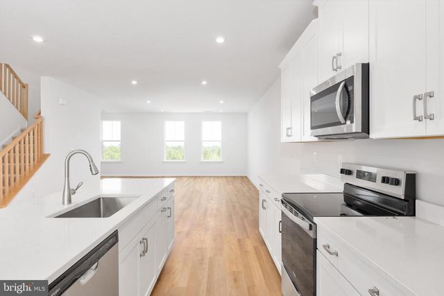 20876 MURRY FALLS TER, Ashburn, VA 20147