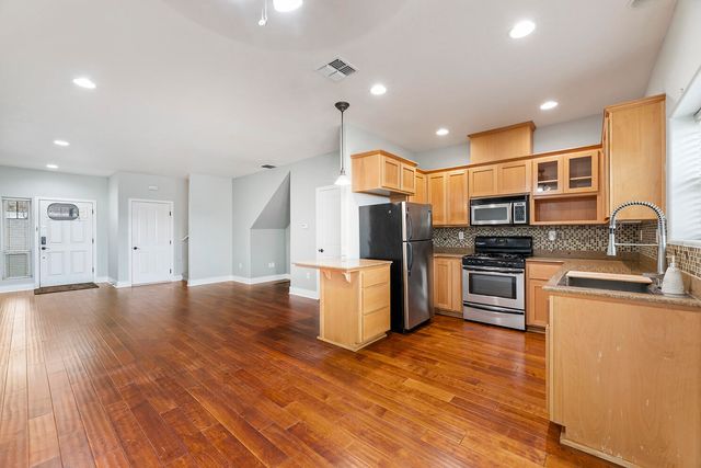 185 Logan Avenue, Central Point, OR 97502