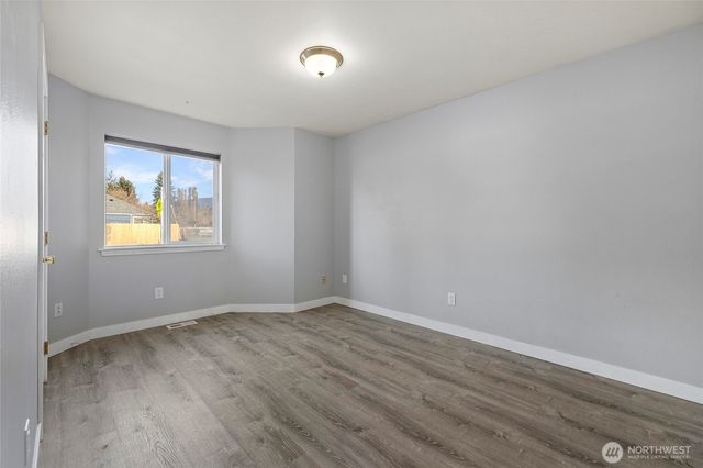 827 John Liner Road, Sedro Woolley, WA 98284