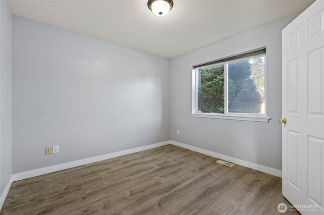 827 John Liner Road, Sedro Woolley, WA 98284