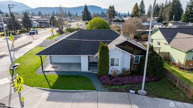 827 John Liner Road, Sedro Woolley, WA 98284