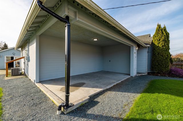 827 John Liner Road, Sedro Woolley, WA 98284