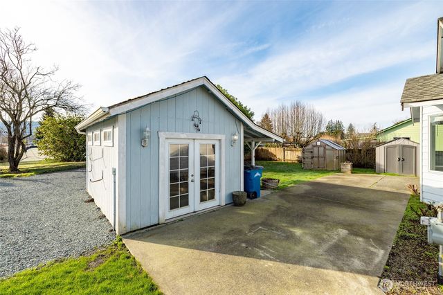 827 John Liner Road, Sedro Woolley, WA 98284