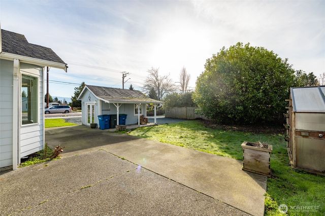 827 John Liner Road, Sedro Woolley, WA 98284