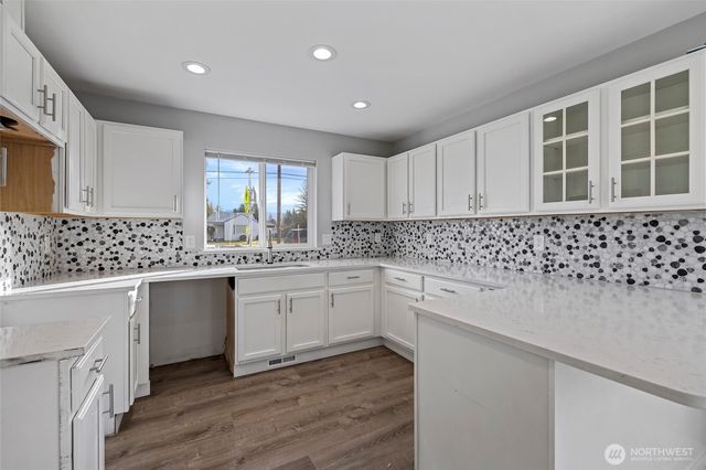 827 John Liner Road, Sedro Woolley, WA 98284