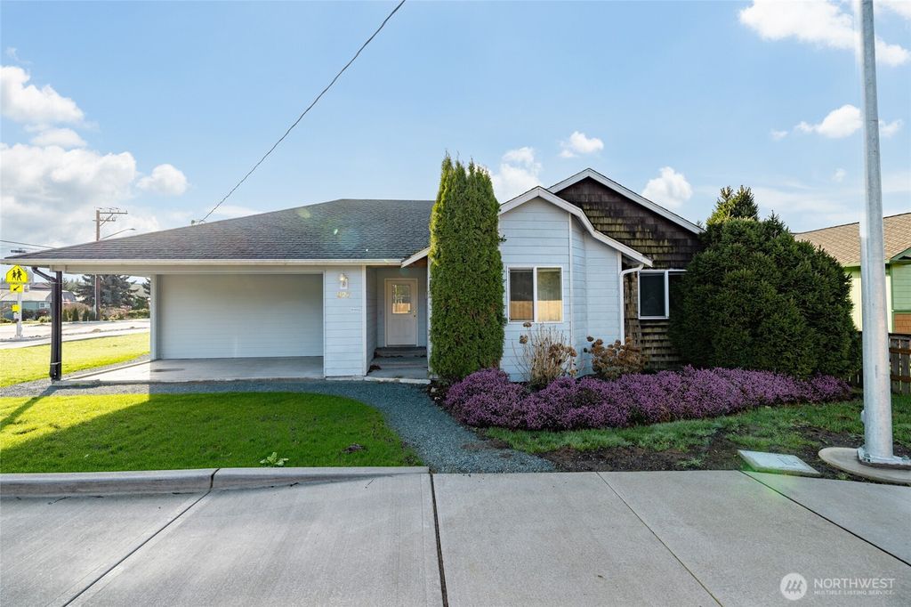 827 John Liner Road, Sedro Woolley, WA 98284