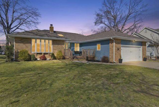 174 Lakeshore Drive S, Blue Eye, MO 65611