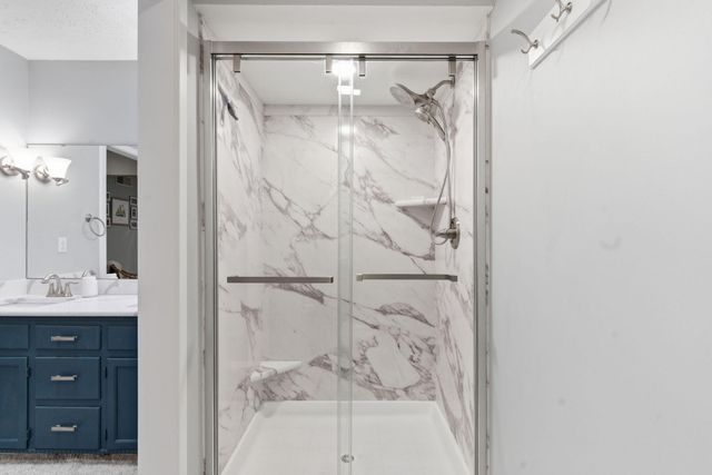 174 Lakeshore Drive S, Blue Eye, MO 65611