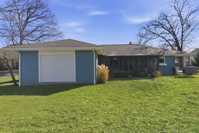 174 Lakeshore Drive S, Blue Eye, MO 65611