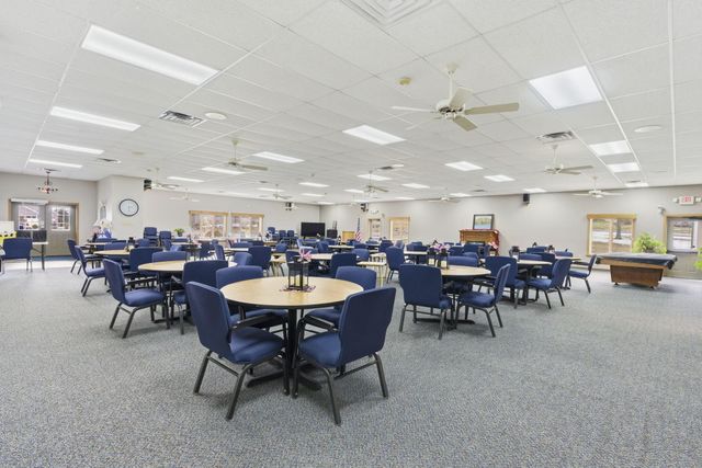 174 Lakeshore Drive S, Blue Eye, MO 65611