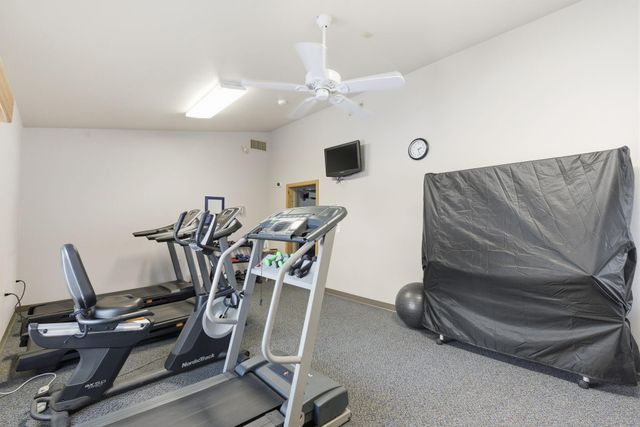 174 Lakeshore Drive S, Blue Eye, MO 65611