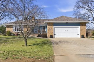 174 Lakeshore Drive S, Blue Eye, MO 65611