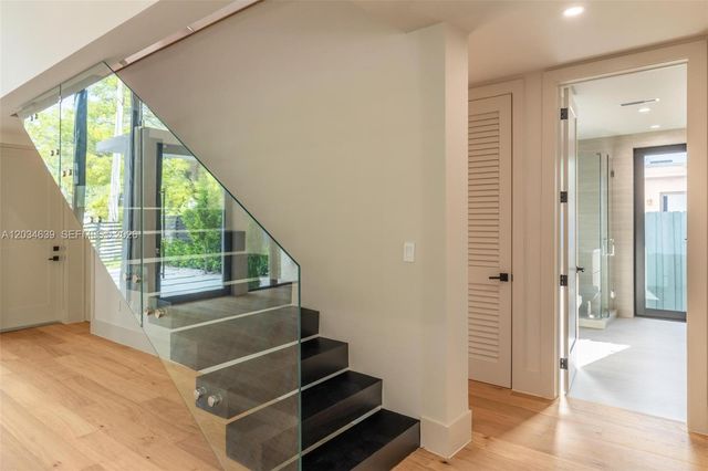 43 NW 42nd St, Miami, FL 33127