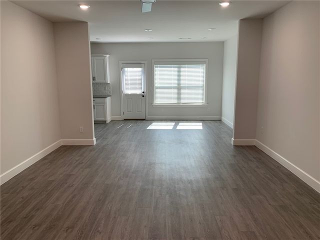 1021 Sunshine Court, Centerton, AR 72719